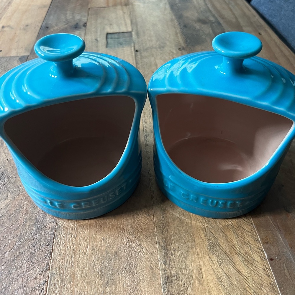 1 Le Creuset Salt Keepers